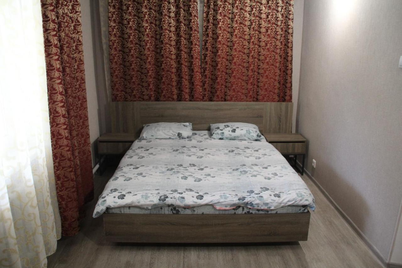 Sunkar Hotel Алма Ата Екстериор снимка